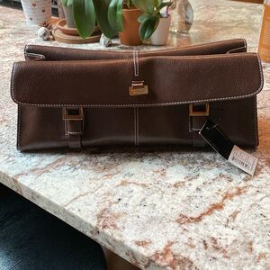 NWT Kenneth Cole Reaction Leather Clutch in Chocolate Brown